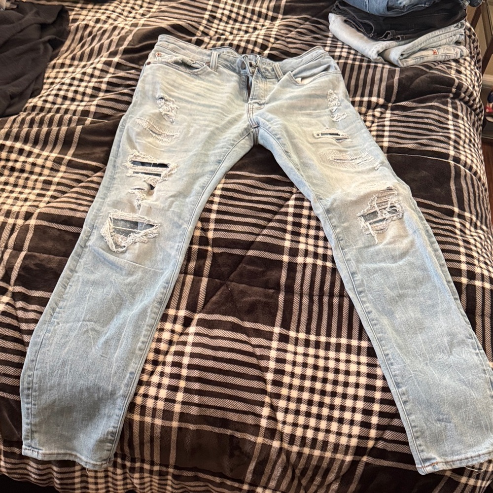 American Eagle Outfitters Light Blue Distressed Jeans